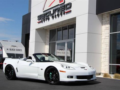 Used 2013 Chevrolet Corvette 427 w/ 1SC Preferred Equipment Group RWD image 1