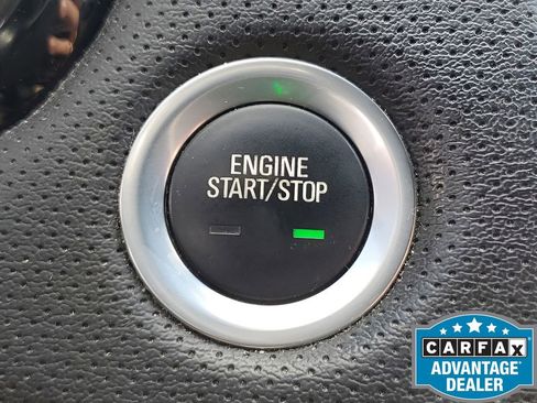 Used 2019 Cadillac XT5 FWD image 30