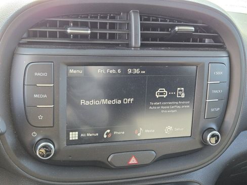 Certified 2024 Kia Soul LX w/ Option Group 015 image 36