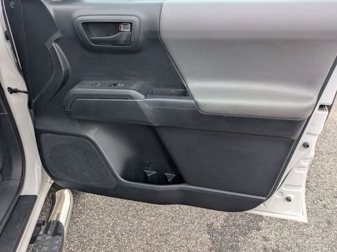 Used 2019 Toyota Tacoma SR w/ SR Convenience Package AWD/4WD image 32