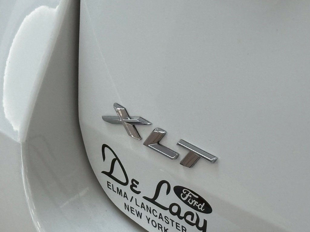 Used 2024 Ford Explorer XLT w/ Equipment Group 202A AWD/4WD image 11