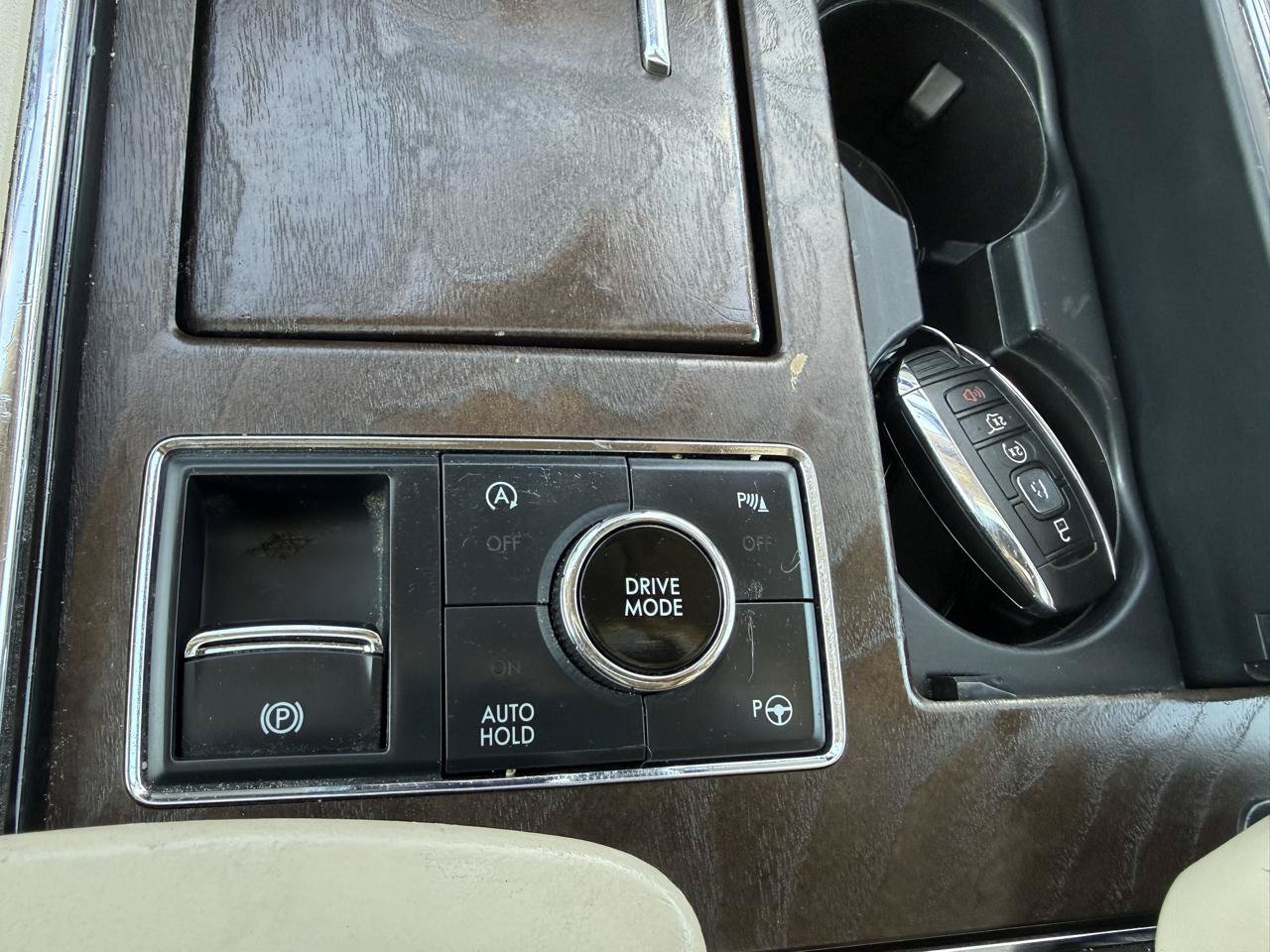 Used 2019 Lincoln Navigator L Reserve AWD/4WD image 26