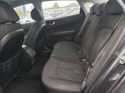 Used 2017 Kia Optima LX FWD image 12