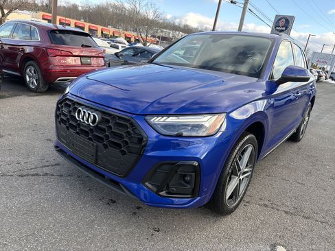 Certified 2023 Audi Q5 e Prestige w/ Prestige Package AWD/4WD image 3