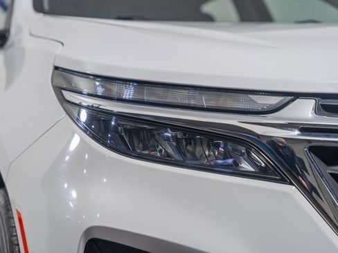 Used 2024 Chevrolet Equinox LS w/ Driver Confidence II Package image 13