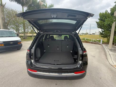 New 2025 Jeep Grand Cherokee Laredo X image 35