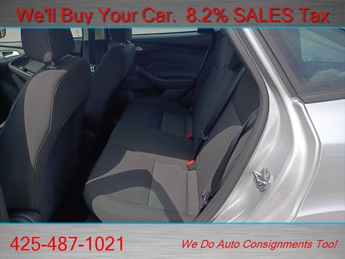 Used 2018 Ford Focus SE FWD image 12