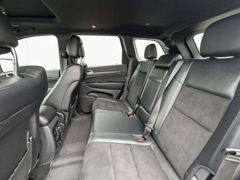Used 2021 Jeep Grand Cherokee Laredo X RWD image 5
