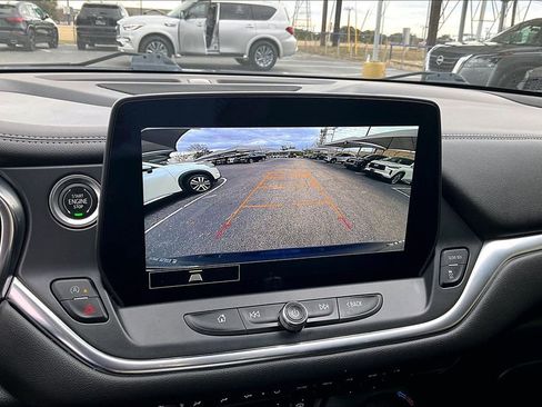 Used 2023 Chevrolet Blazer LT image 30