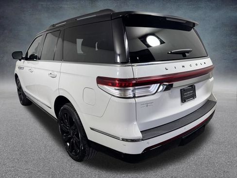 Used 2023 Lincoln Navigator Black Label AWD/4WD image 4