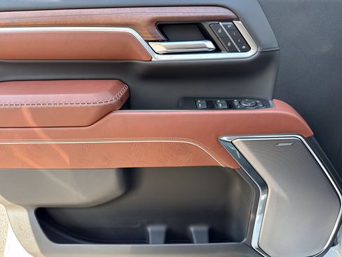 New 2026 GMC Sierra 2500 Denali Ultimate AWD/4WD image 16