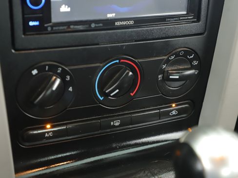 Used 2009 Ford Mustang GT image 11