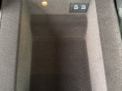 Certified 2024 BMW 760i xDrive 760i xDrive w/ Executive Package image 23