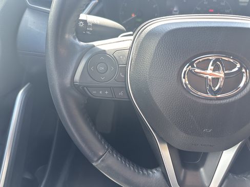 Used 2024 Toyota Corolla Cross AWD Hybrid image 18