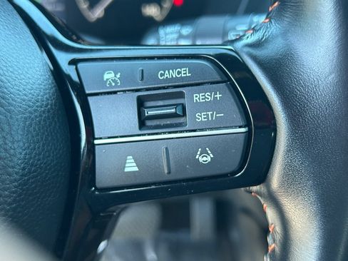 Used 2025 Honda HR-V Sport image 29