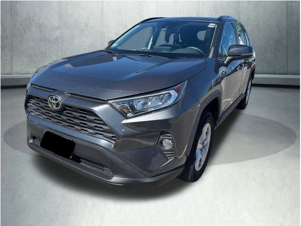Certified 2021 Toyota RAV4 XLE w/ Convenience Package AWD/4WD image 2