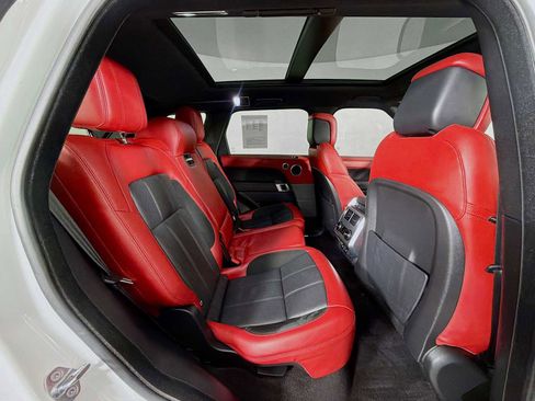 Used 2021 Land Rover Range Rover Sport HST image 25