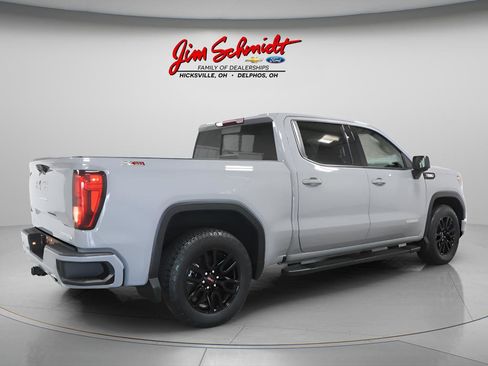 Used 2024 GMC Sierra 1500 Elevation w/ Elevation Premium Package AWD/4WD image 6
