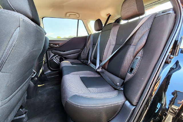 Used 2023 Subaru Outback Premium AWD/4WD image 24