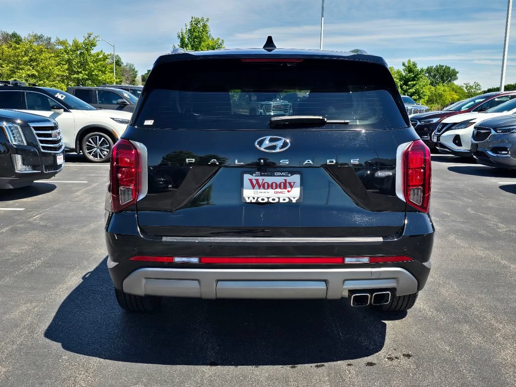 Used 2024 Hyundai Palisade Limited AWD/4WD image 8