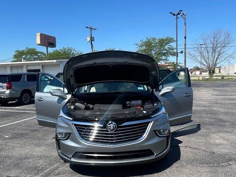 Used 2023 Buick Enclave Essence w/ LPO, Floor Liner Package FWD image 7