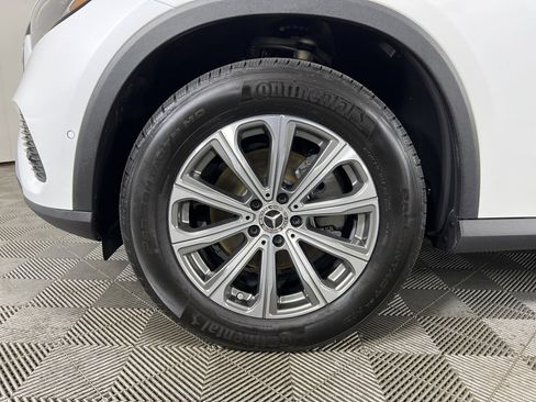 Certified 2025 Mercedes-Benz GLC 300 4MATIC image 24