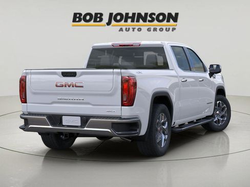 New 2026 GMC Sierra 1500 SLT AWD/4WD image 3