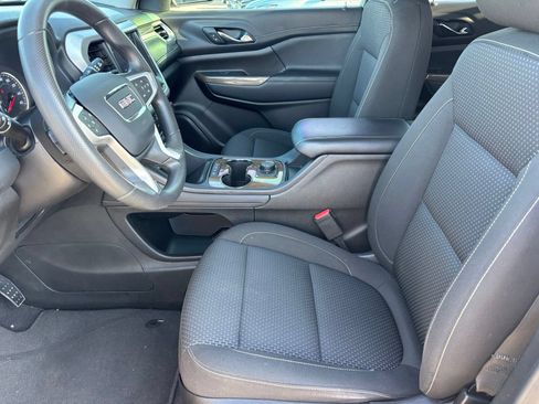 Used 2023 GMC Acadia SLE FWD image 14