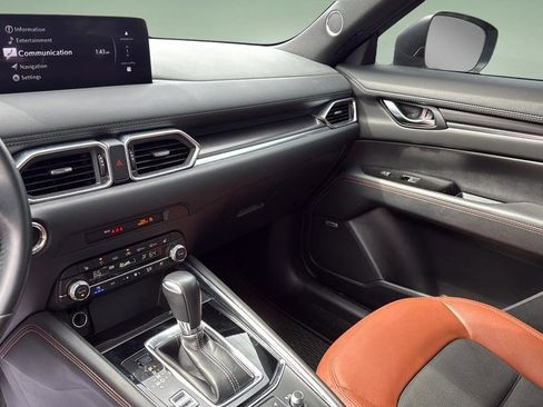 Certified 2024 MAZDA CX-5 Carbon Edition image 24