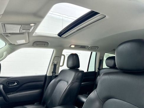 Used 2024 INFINITI QX80 Luxe image 4