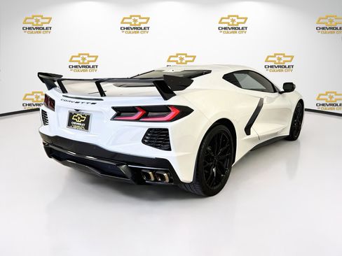 Used 2024 Chevrolet Corvette Stingray Coupe w/ 1LT RWD image 8