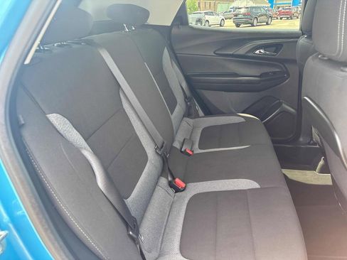 Used 2025 Chevrolet TrailBlazer LT AWD/4WD image 27