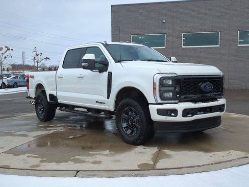 Used 2023 Ford F250 Lariat w/ Lariat Ultimate Package image 19