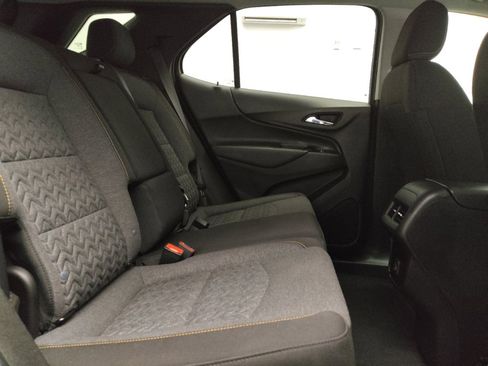 Used 2022 Chevrolet Equinox LT AWD/4WD image 19