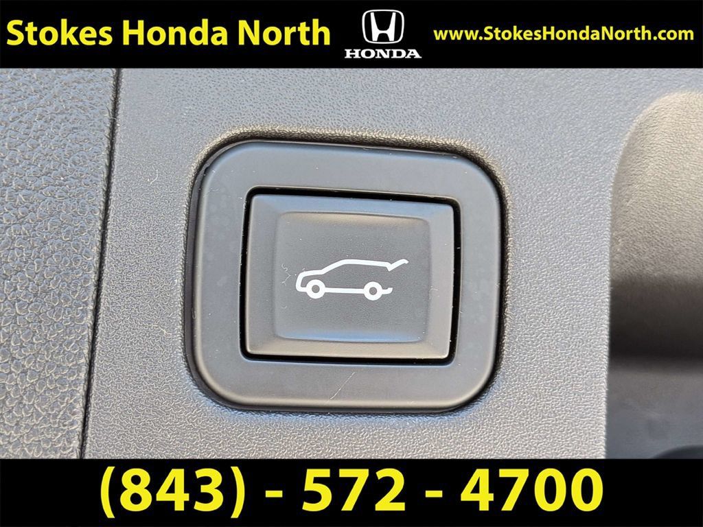 Used 2019 Cadillac XT5 FWD image 16