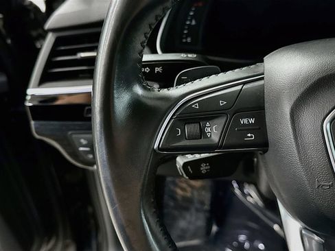Used 2017 Audi Q7 3.0T Premium Plus w/ Premium Plus Package AWD/4WD image 12