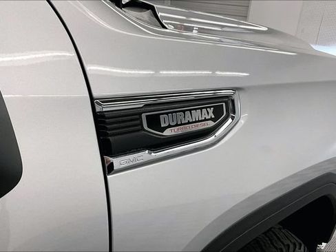 Used 2021 GMC Sierra 1500 SLT w/ SLT Premium Package AWD/4WD image 35