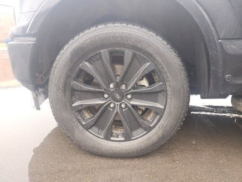 Used 2020 Ford F150 Lariat w/ Equipment Group 502A Luxury image 9