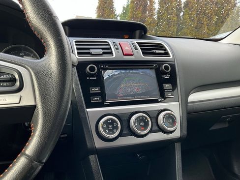 Used 2017 Subaru Crosstrek 2.0i Premium w/ Popular Package #2 image 16