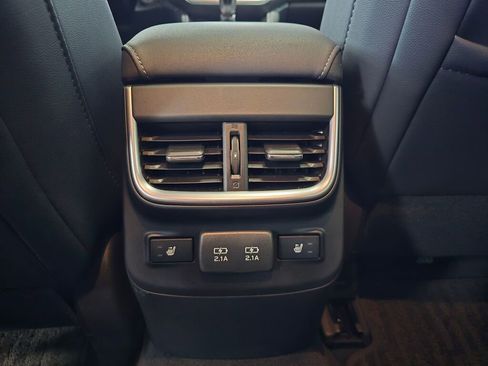 Used 2022 Subaru Outback Limited image 38