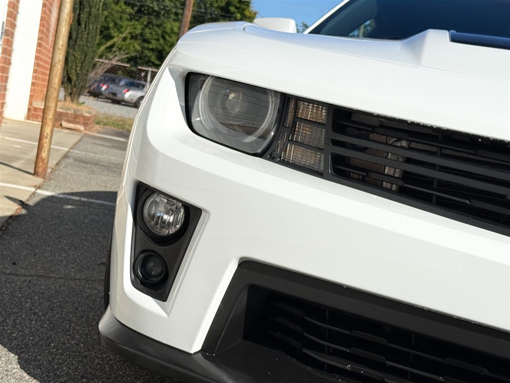 Used 2015 Chevrolet Camaro ZL1 RWD image 10