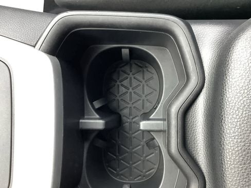 Used 2022 Toyota RAV4 XLE image 51