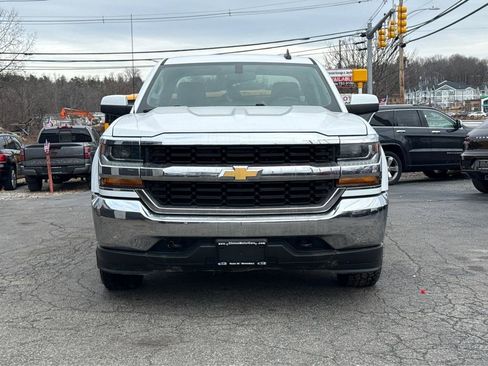 Used 2018 Chevrolet Silverado 1500 LT AWD/4WD image 8