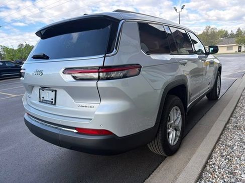Used 2023 Jeep Grand Cherokee L Laredo w/ Luxury Tech Group I AWD/4WD image 12