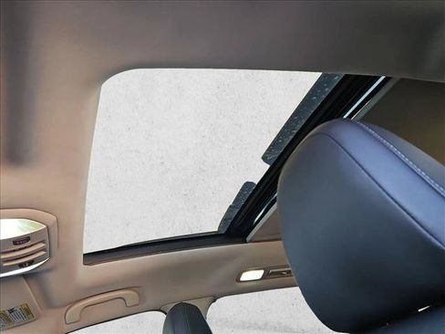 Used 2019 Subaru Ascent Limited w/ Popular Package #3 AWD/4WD image 16