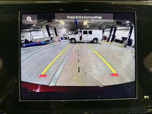 Used 2023 Jeep Grand Cherokee L Laredo AWD/4WD image 23