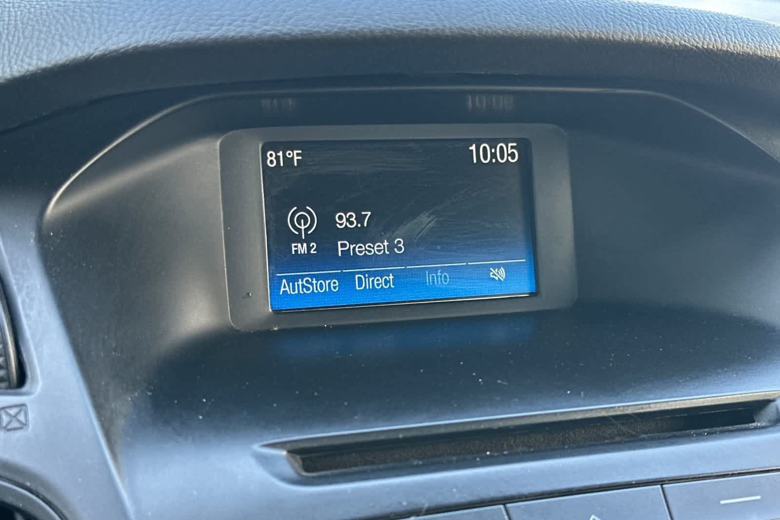 Used 2017 Ford Focus SE FWD image 19
