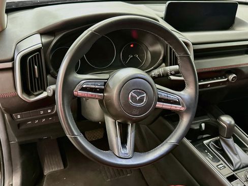 Used 2025 MAZDA CX-50 AWD 2.5 Hybrid w/ Premium Pkg image 18