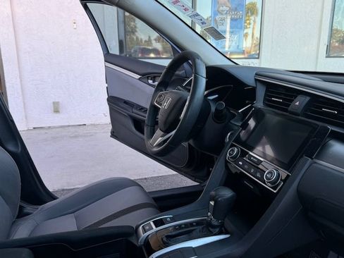 Used 2017 Honda Civic EX image 13