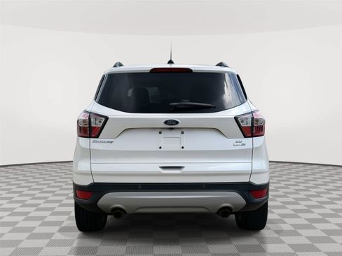 Used 2017 Ford Escape SE w/ Equipment Group 201A AWD/4WD image 5